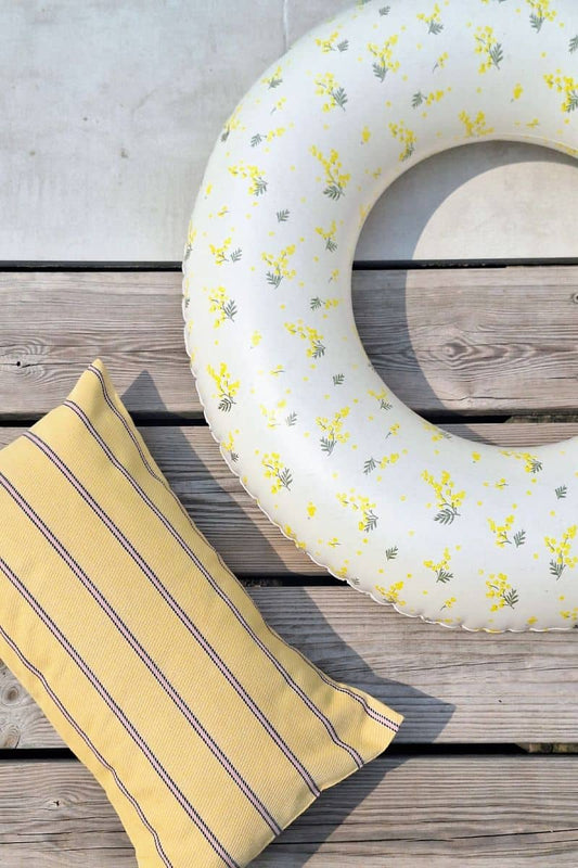 coussin jaune rayé été 